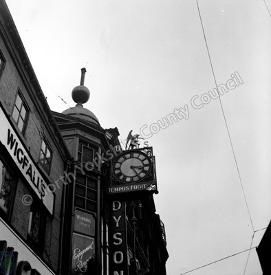 Clockmakers Sign, Leeds